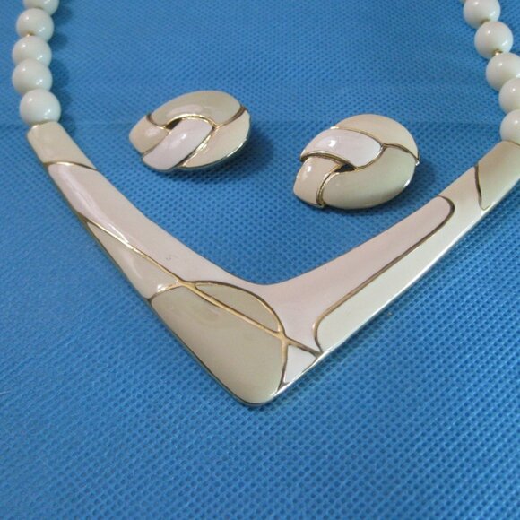 Vintage Retro 70's? 80's? Metal Enamel Beaded Necklace Clip Earrings Set - Picture 3 of 10